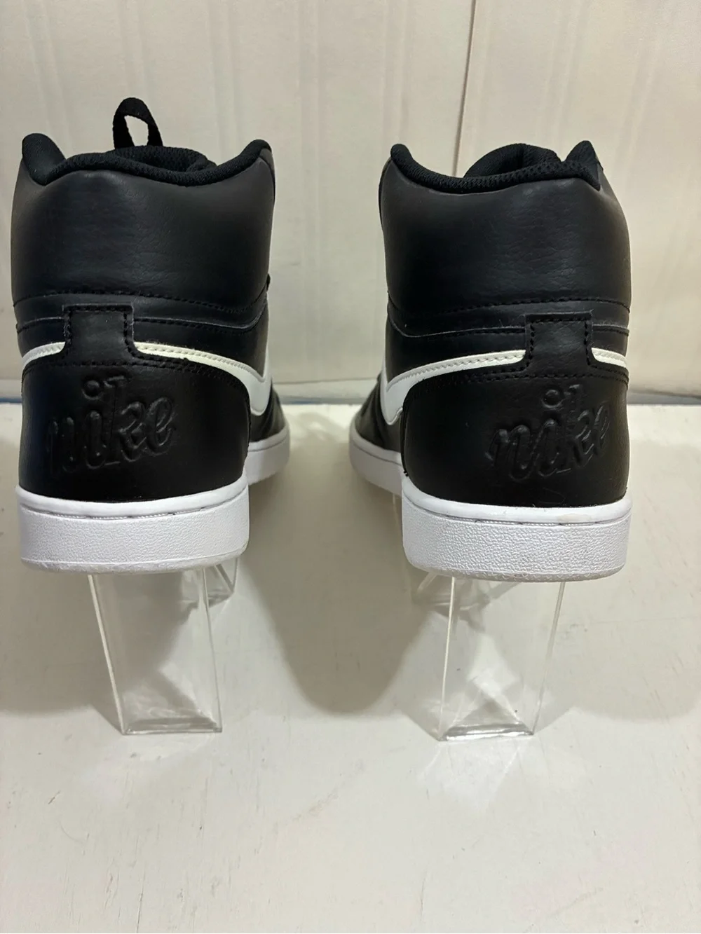 Nike sleek high